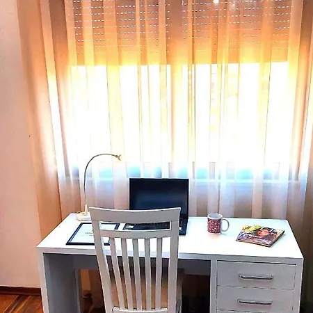 Spacious Family-friendly In The Heart Of Bllok * Tirana