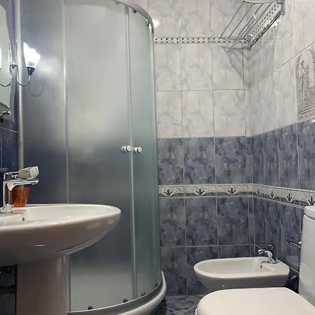 Lägenhet The Spacious Comfy In The Heart Of Blloku