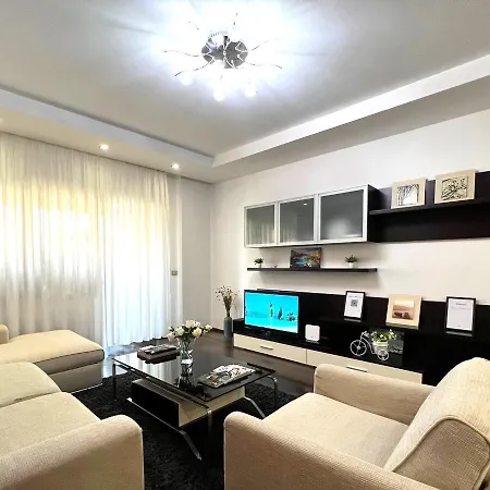 Apartment The Spacious Comfy In The Heart Of Blloku Tirana