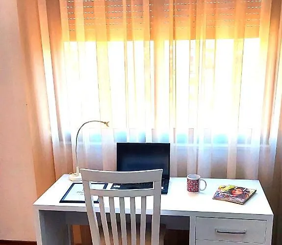 The Spacious Comfy In The Heart Of Blloku * 地拉那