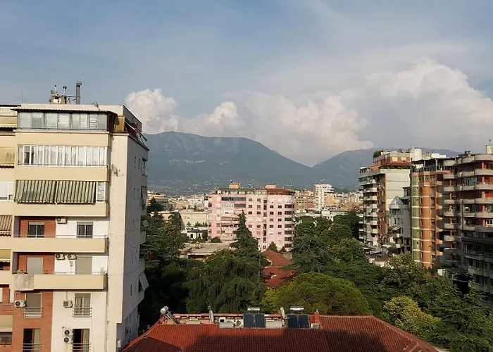 The Spacious Comfy In The Heart Of Blloku