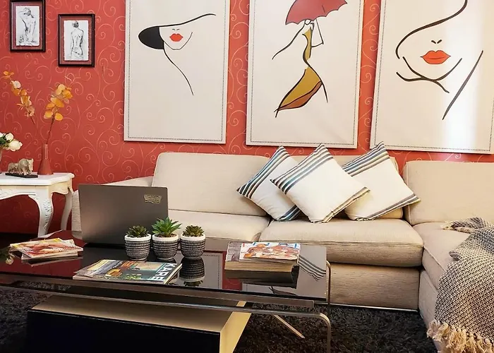 公寓 The Spacious Comfy In The Heart Of Blloku 地拉那